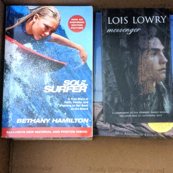 10 chapter books-soft cover - Picture 2 of 6